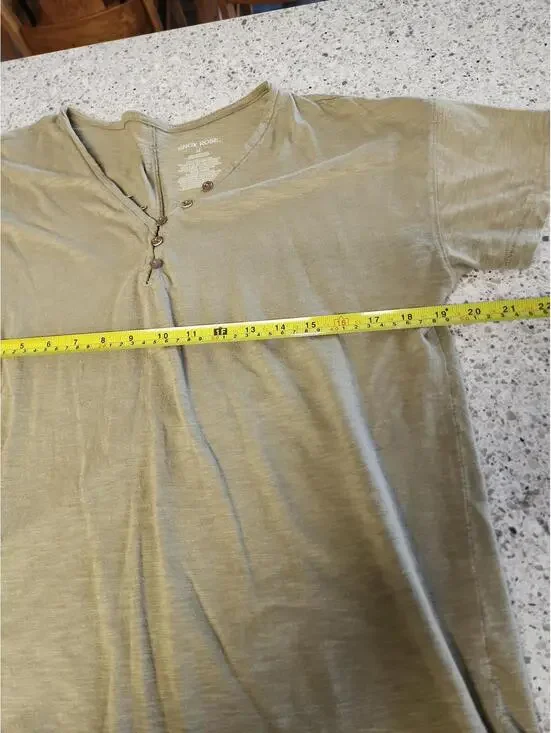 Shirt - Picture 7 of 8